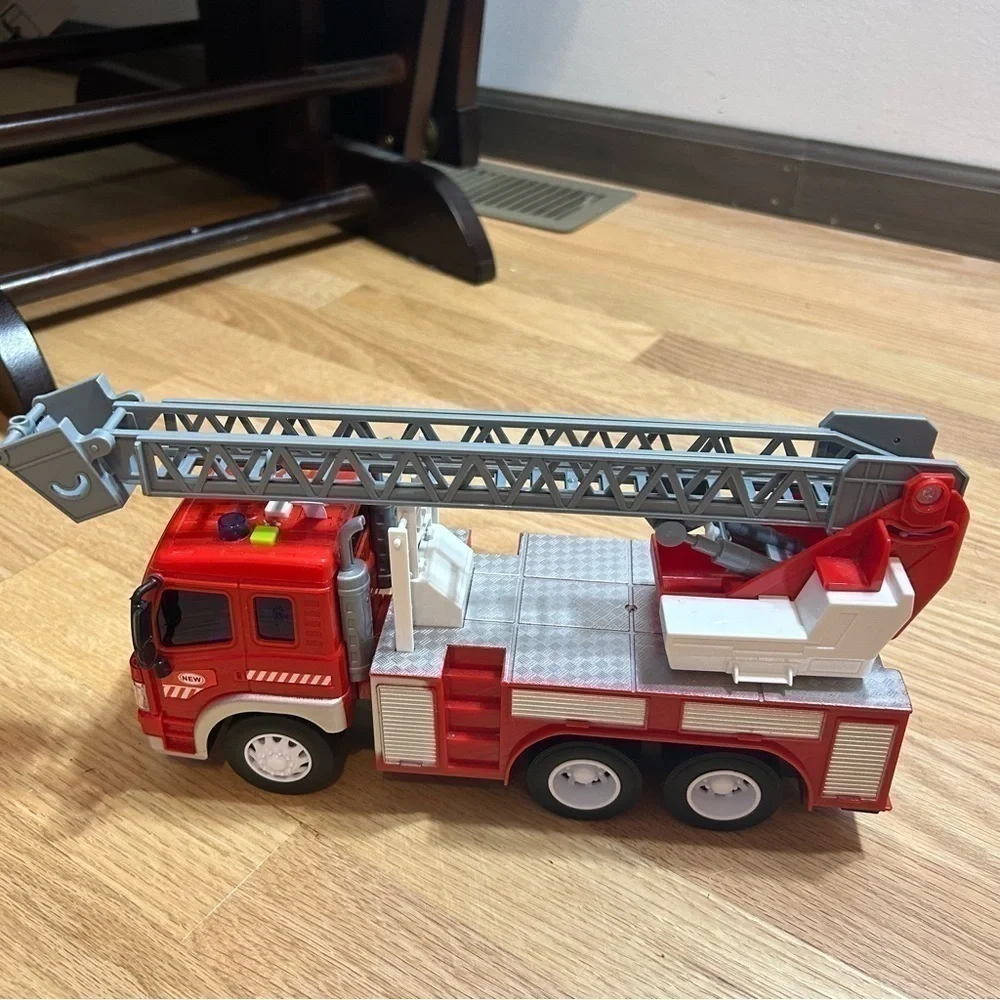 Fire Truck Toy Makes Noise Sirens Movable Ladder Extending Red Kids